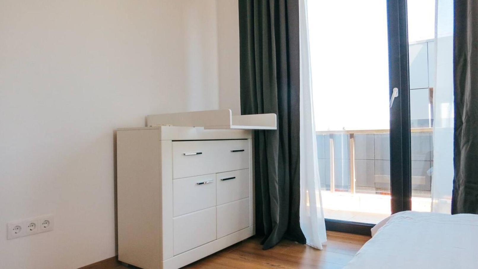 Eden Escape Apartment *
